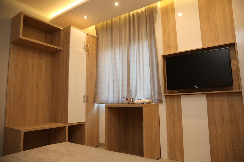 Gold Crown Apartments Ягодина Екстер'єр фото