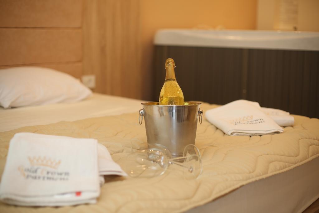 Gold Crown Apartments Ягодина Екстер'єр фото