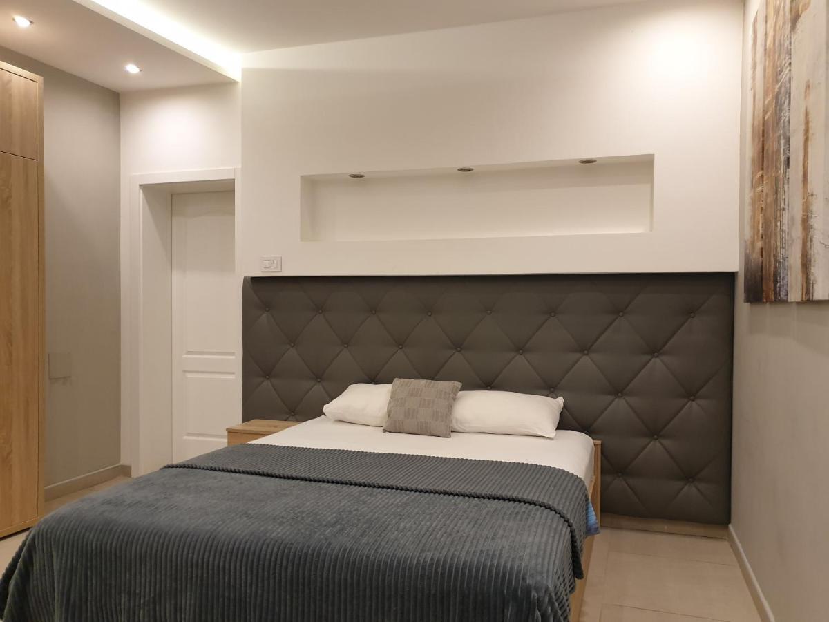 Gold Crown Apartments Ягодина Екстер'єр фото